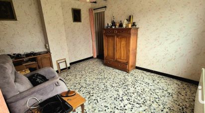 Traditional house 5 rooms of 97 m² in Isbergues (62330)
