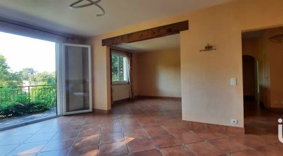 Traditional house 8 rooms of 198 m² in Asprières (12700)