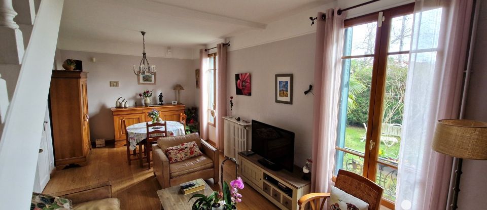 Maison traditionnelle 4 pièces de 85 m² à Aulnay-sous-Bois (93600)