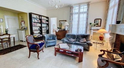 House 6 rooms of 126 m² in Colombes (92700)
