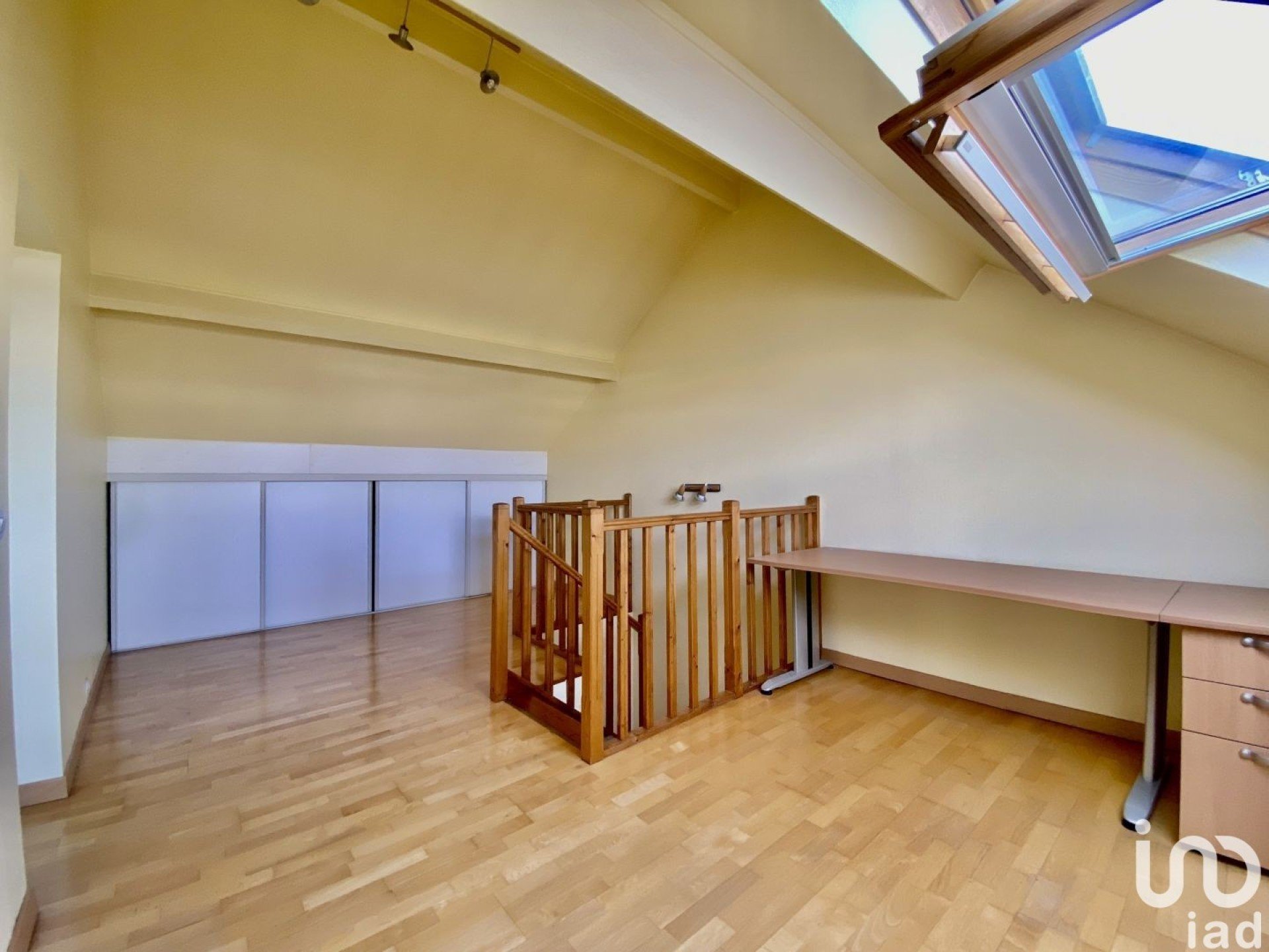 Maison a louer nanterre - 7 pièce(s) - 200 m2 - Surfyn