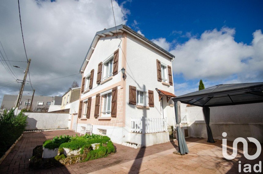 House 5 rooms of 101 m² in Châlons-en-Champagne (51000)