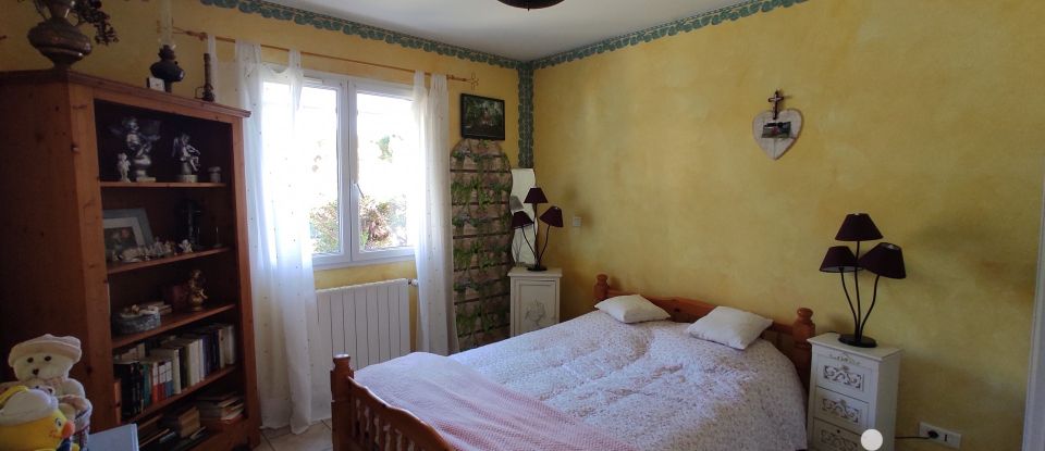 Traditional house 5 rooms of 99 m² in Alès (30100)