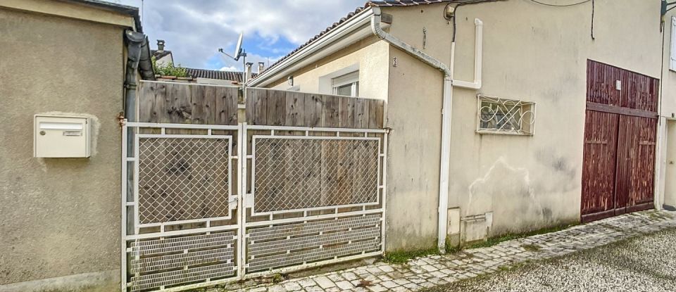 House 2 rooms of 45 m² in Chevanceaux (17210)