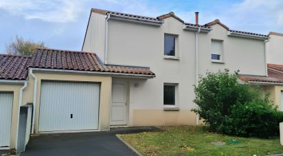 House 3 rooms of 70 m² in Saint-Fulgent (85250)
