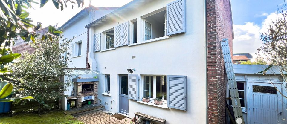 Maison 5 pièces de 109 m² à Le Chesnay (78150)