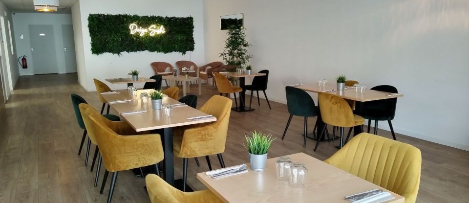 Restaurant of 233 m² in Orthez (64300)