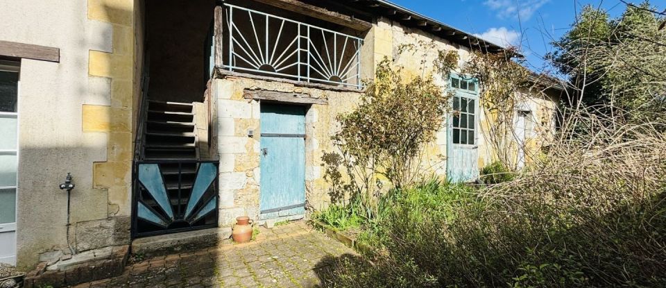 House 7 rooms of 160 m² in MORANNES (49640)