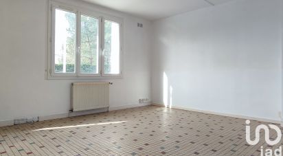 Maison 4 pièces de 85 m² à Fontenay-le-Comte (85200)