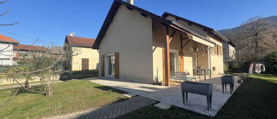House 6 rooms of 148 m² in Pontcharra (38530)