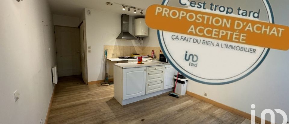Town house 2 rooms of 31 m² in Bordeaux (33800)