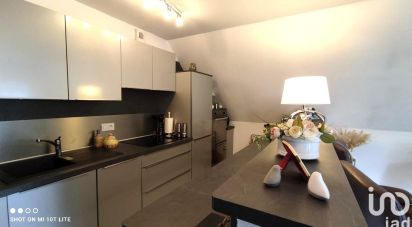 Appartement 3 pièces de 72 m² à Lorient (56100)