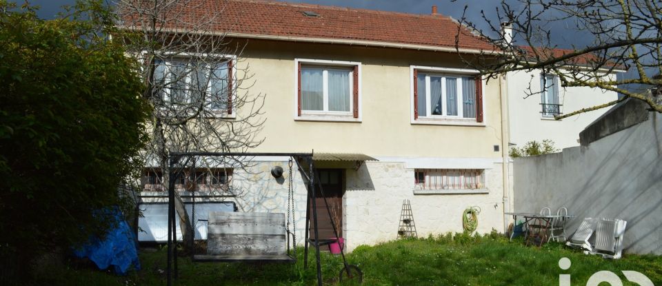 House 5 rooms of 95 m² in Bobigny (93000)