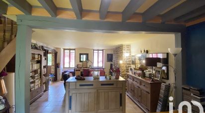 Traditional house 3 rooms of 100 m² in Moutiers-en-Puisaye (89520)