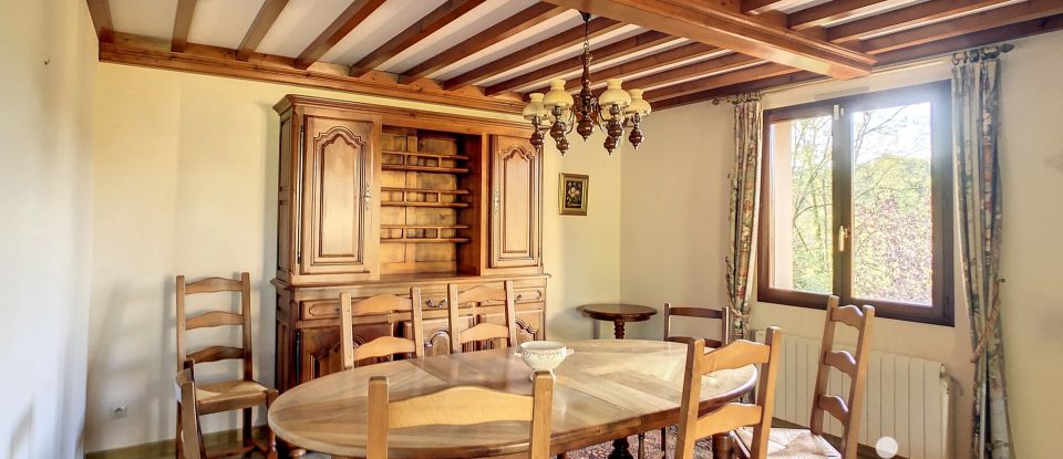 Traditional house 7 rooms of 171 m² in Dardilly (69570)
