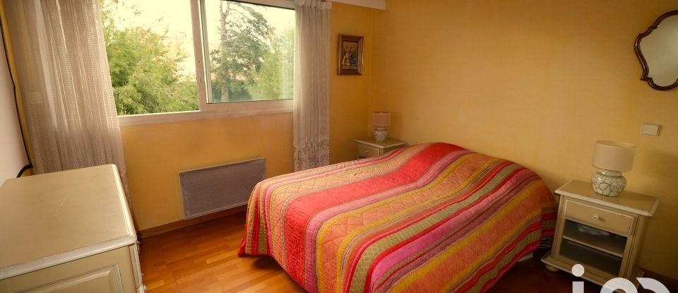 Appartement 3 pièces de 74 m² à Antibes (06600)