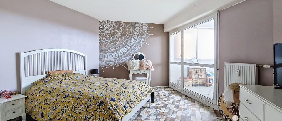 Appartement 2 pièces de 62 m² à Bordeaux (33000)