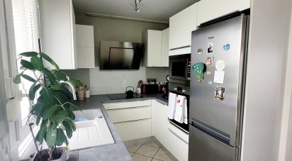 Appartement 3 pièces de 66 m² à Saint-Quentin (02100)