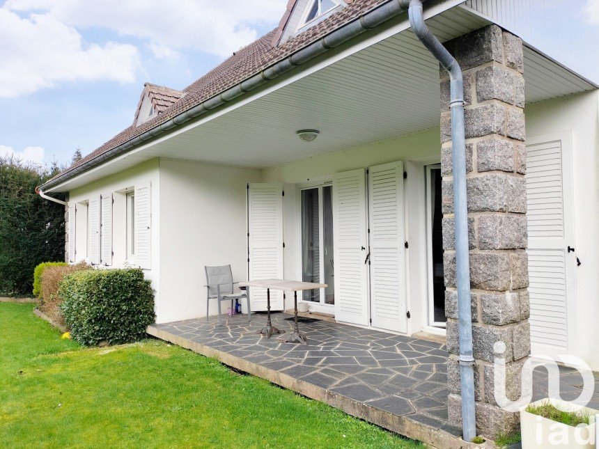 Pavilion 5 rooms of 124 m² in Cherbourg-en-Cotentin (50130)