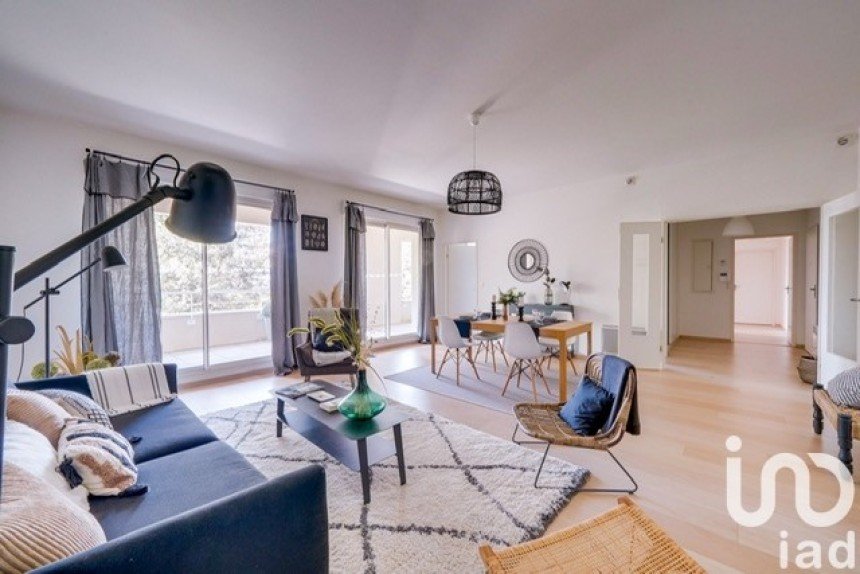 Appartement 3 pièces de 93 m² à Bordeaux (33200)