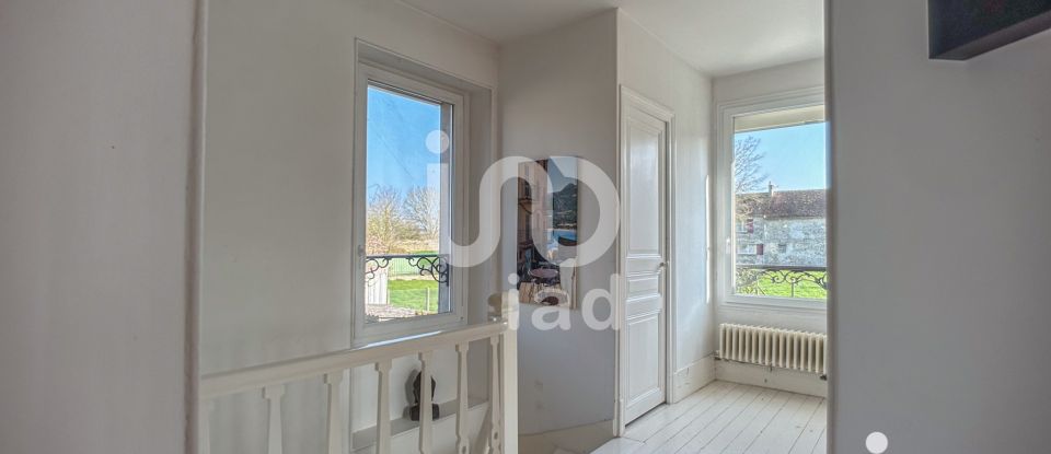House 5 rooms of 143 m² in Aulnoy (77120)