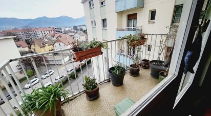 Apartment 3 rooms of 52 m² in Chambéry (73000)