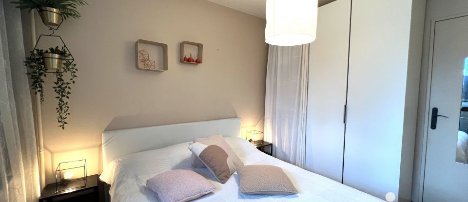 Apartment 5 rooms of 95 m² in Échirolles (38130)