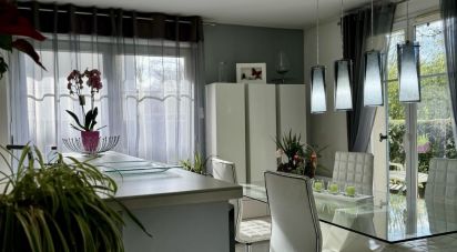Appartement 3 pièces de 71 m² à Lieusaint (77127)