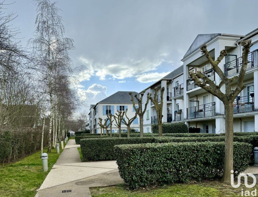 Apartment 3 rooms of 71 m² in Lieusaint (77127)