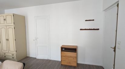 Appartement 1 pièce de 38 m² à Bordeaux (33800)