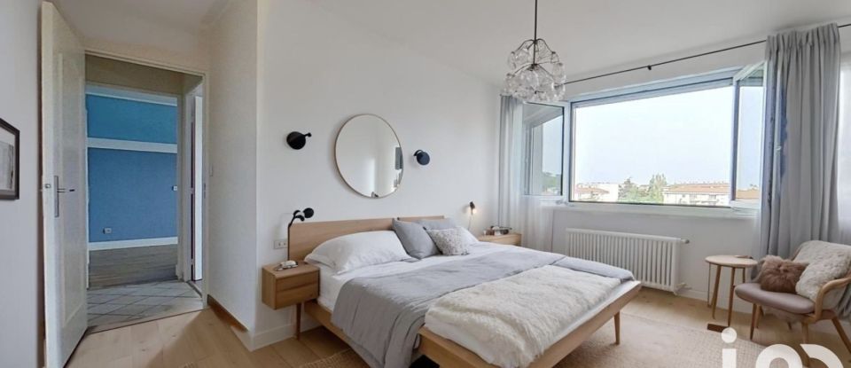 Apartment 4 rooms of 87 m² in Bron (69500)