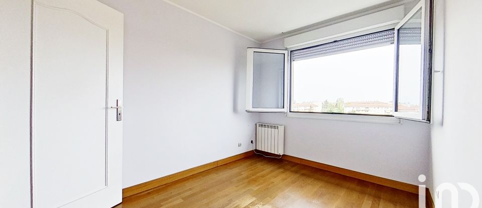Apartment 4 rooms of 87 m² in Bron (69500)