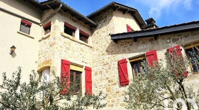 Village house 9 rooms of 178 m² in Figeac (46100)