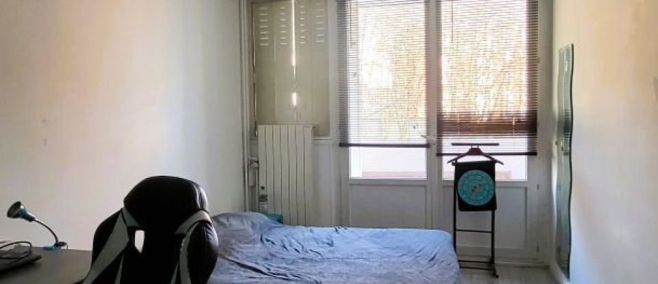 Apartment 3 rooms of 75 m² in Vitry-sur-Seine (94400)