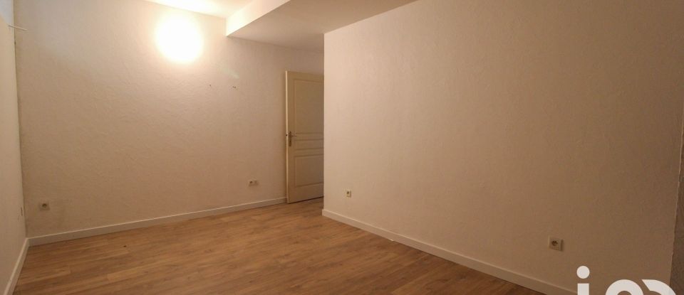 Appartement 3 pièces de 62 m² à Laudun-l'Ardoise (30290)