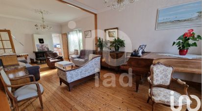 Traditional house 8 rooms of 212 m² in Lagord (17140)