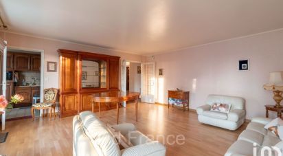 Appartement 4 pièces de 87 m² à Mantes-la-Jolie (78200)