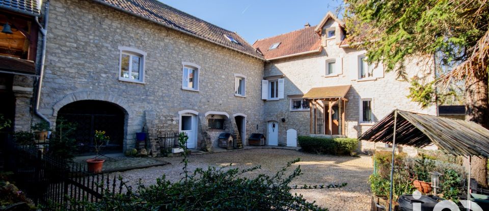 Maison de campagne 11 pièces de 240 m² à Vétheuil (95510)