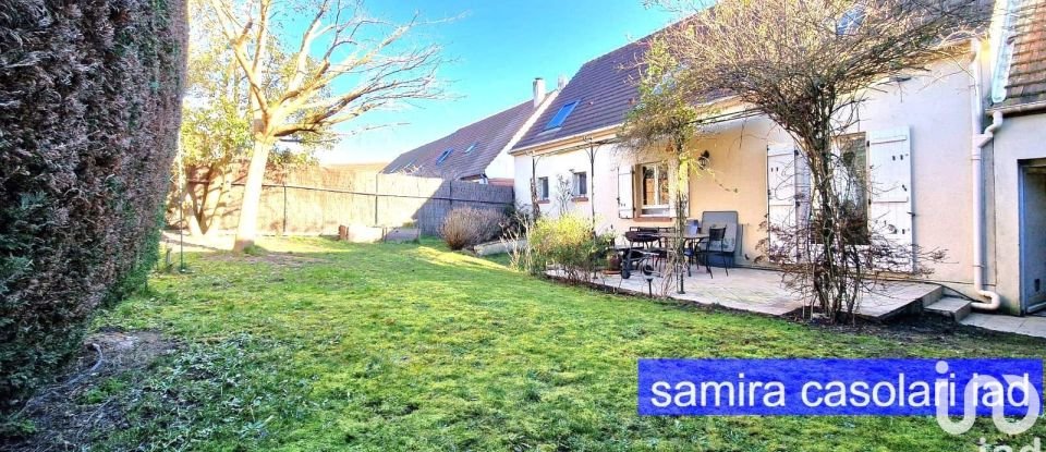 House 6 rooms of 131 m² in Briis-sous-Forges (91640)