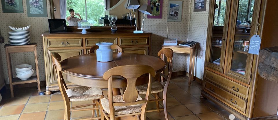 House 7 rooms of 181 m² in Laillé (35890)