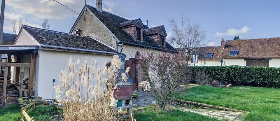 House 5 rooms of 91 m² in Gy-les-Nonains (45220)