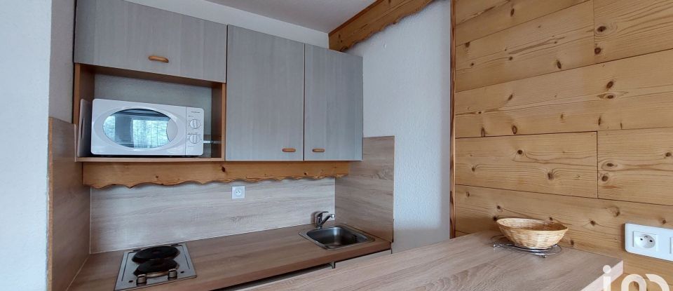 Apartment 2 rooms of 28 m² in Huez (38750)