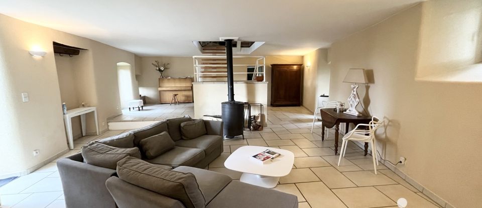 Architect house 8 rooms of 222 m² in Saint-Andéol-de-Vals (07600)