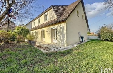 House 7 rooms of 195 m² in Domont (95330)