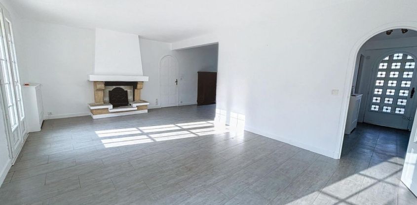 Maison 7 pièces de 195 m² à Domont (95330)
