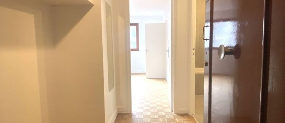 Apartment 1 room of 32 m² in Paris (75018)