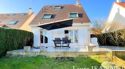 House 7 rooms of 127 m² in Menucourt (95180)