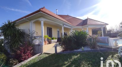 Traditional house 5 rooms of 140 m² in Morlaàs (64160)
