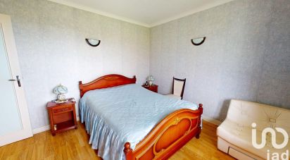Traditional house 3 rooms of 61 m² in Oeyregave (40300)