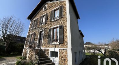 Maison traditionnelle 6 pièces de 125 m² à Rosny-sous-Bois (93110)